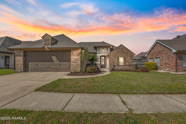 102 Kelsea Drive, Broussard, LA 70518