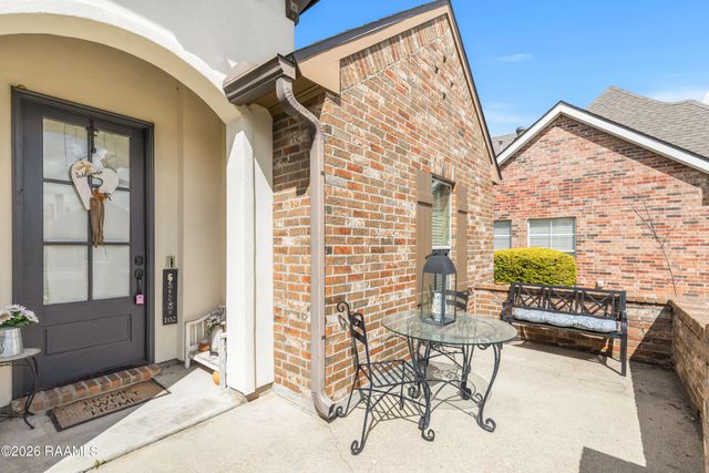 102 Kelsea Drive, Broussard, LA 70518