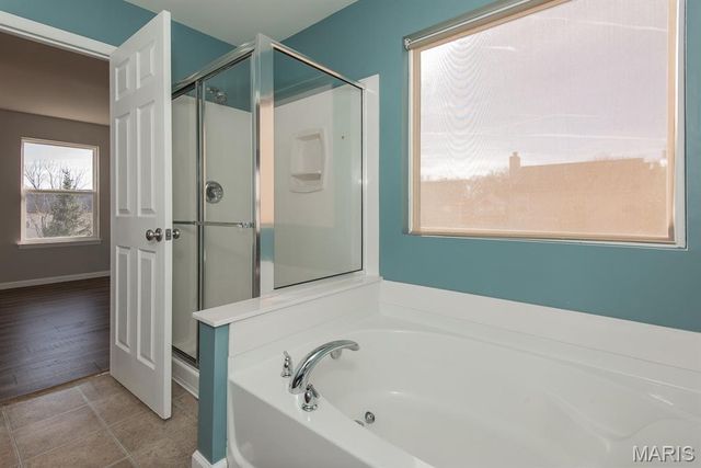 424 Country Stone Drive, Lake St Louis, MO 63367