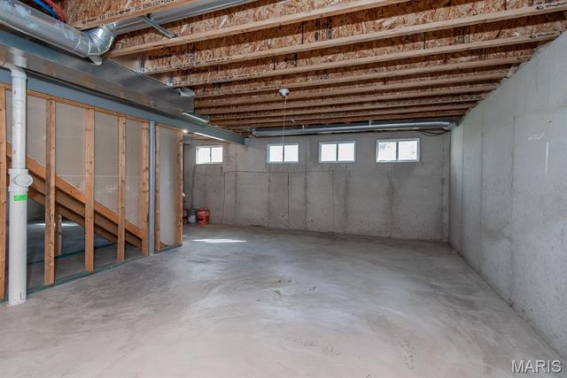 424 Country Stone Drive, Lake St Louis, MO 63367