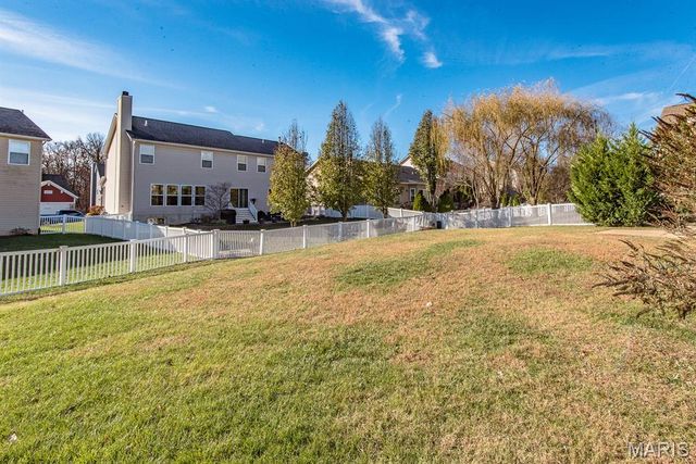 424 Country Stone Drive, Lake St Louis, MO 63367