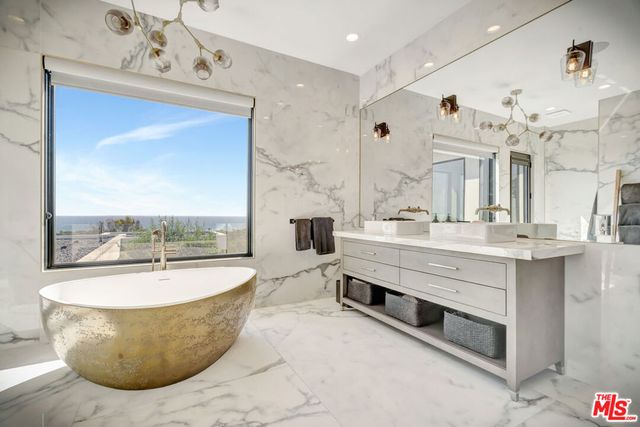 5944 Filaree, Malibu, CA 90265