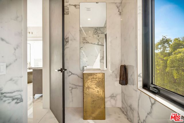 5944 Filaree, Malibu, CA 90265