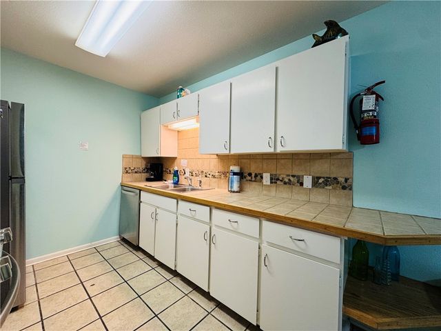 15005 Windward Dr 119, Corpus Christi, TX 78418