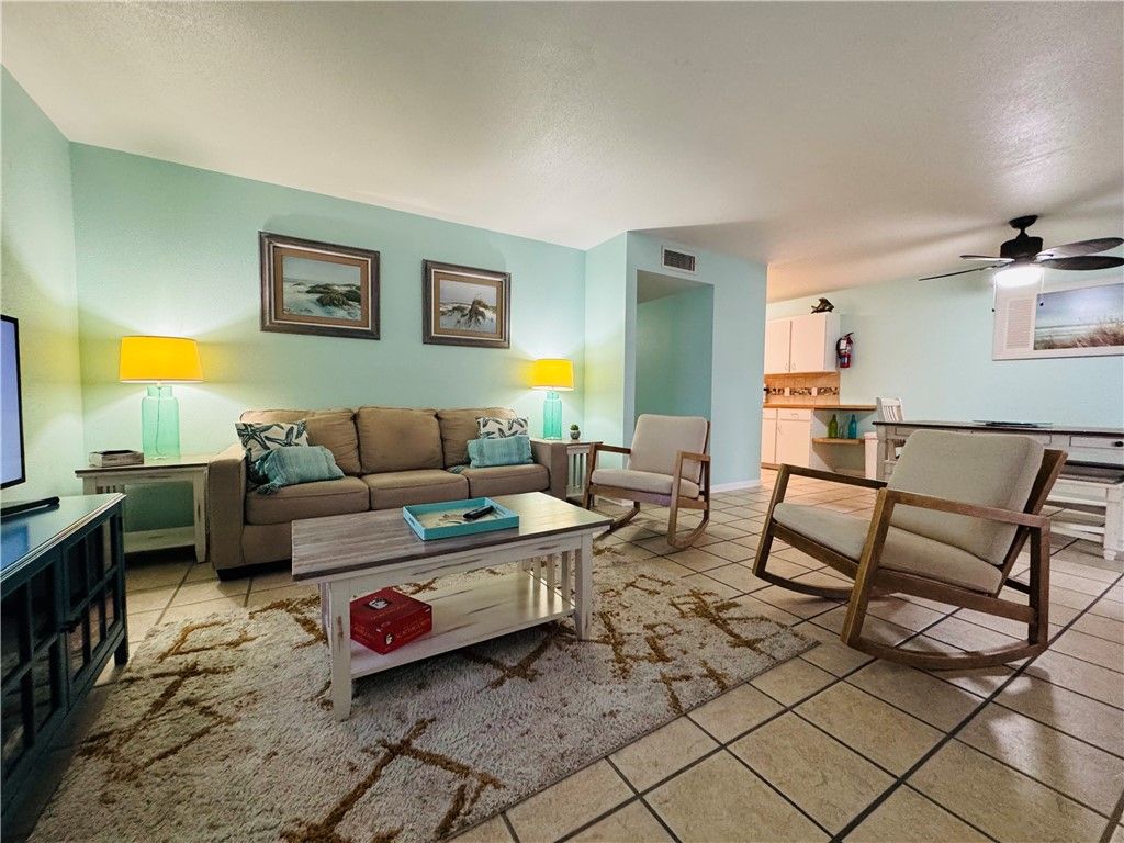 15005 Windward Dr 119, Corpus Christi, TX 78418 — photo 3