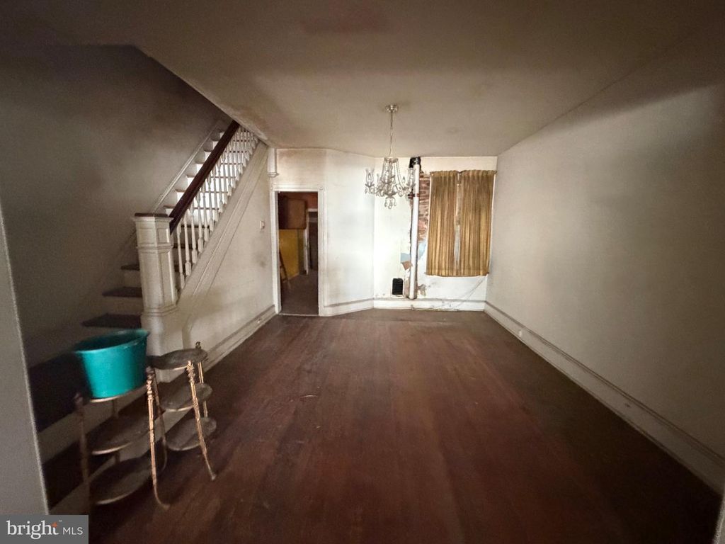 914 E WOODLAWN AVE, PHILADELPHIA, PA 19138 — photo 2