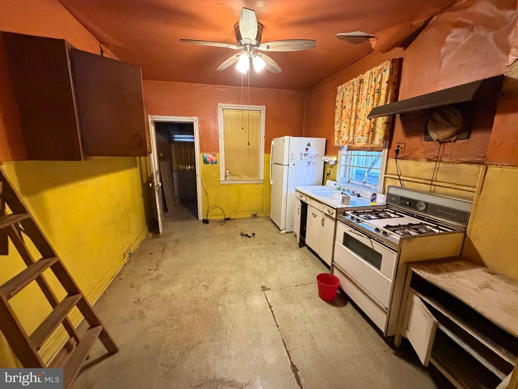 914 E WOODLAWN AVE, PHILADELPHIA, PA 19138 — photo 4