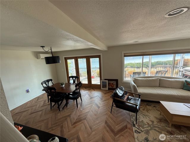 171 B Sunset Drive W, Brewster, WA 98811