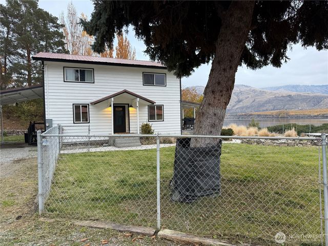 171 B Sunset Drive W, Brewster, WA 98811