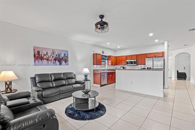 149 SE 36th Pl, Homestead, FL 33033