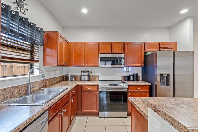 149 SE 36th Pl, Homestead, FL 33033