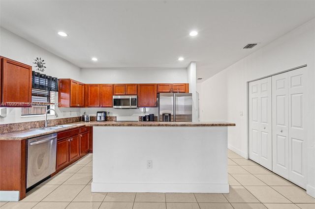 149 SE 36th Pl, Homestead, FL 33033