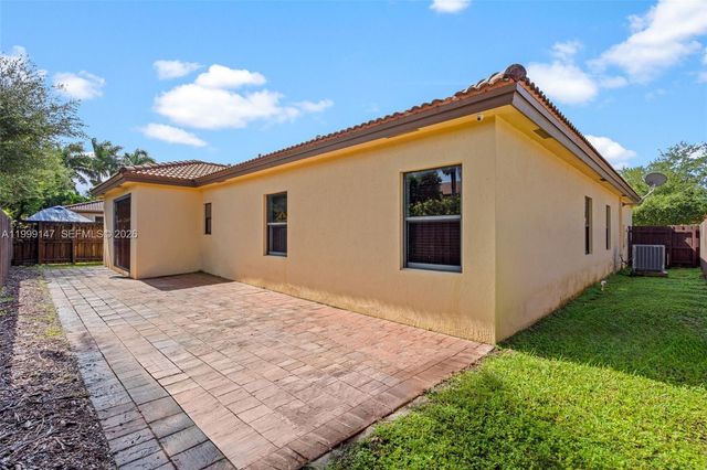 149 SE 36th Pl, Homestead, FL 33033