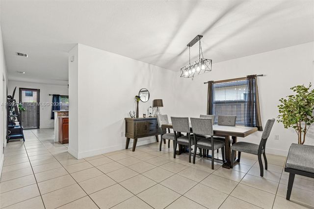 149 SE 36th Pl, Homestead, FL 33033