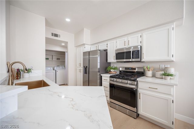 2121 Echo Bay Street 203, Las Vegas, NV 89128