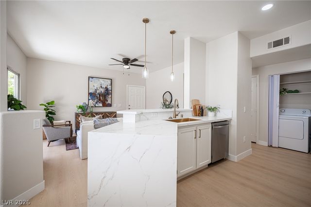 2121 Echo Bay Street 203, Las Vegas, NV 89128