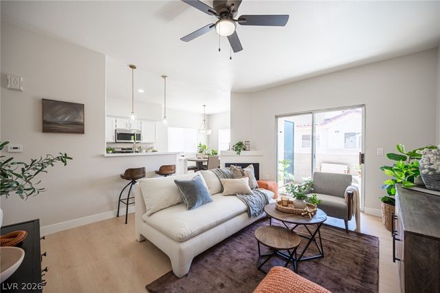 2121 Echo Bay Street 203, Las Vegas, NV 89128
