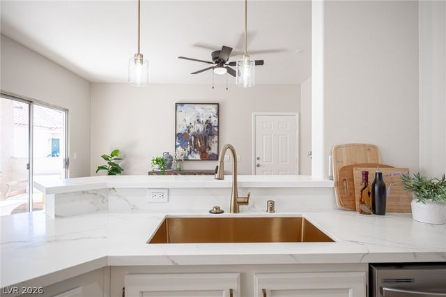 2121 Echo Bay Street 203, Las Vegas, NV 89128
