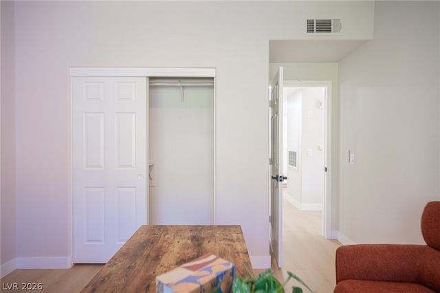 2121 Echo Bay Street 203, Las Vegas, NV 89128