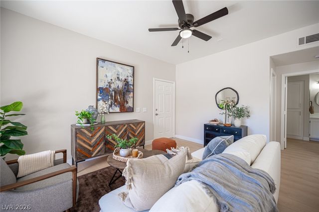 2121 Echo Bay Street 203, Las Vegas, NV 89128