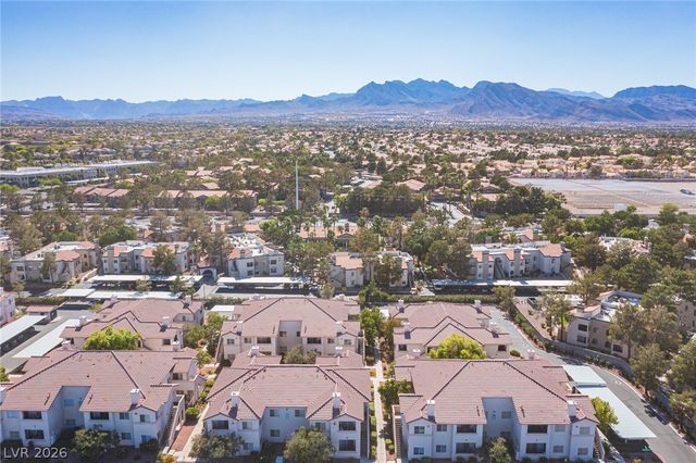 2121 Echo Bay Street 203, Las Vegas, NV 89128