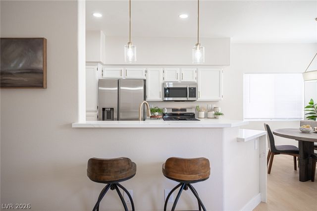 2121 Echo Bay Street 203, Las Vegas, NV 89128