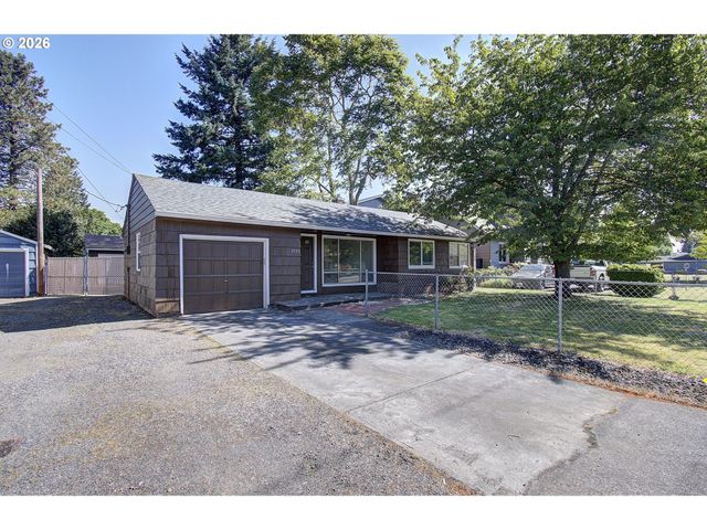3920 E 18TH St, Vancouver, WA 98661