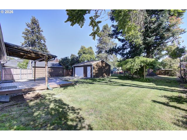 3920 E 18TH St, Vancouver, WA 98661