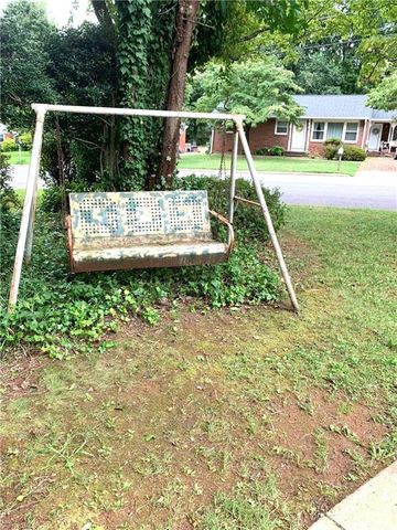 3214 Dreiser Place, Greensboro, NC 27405