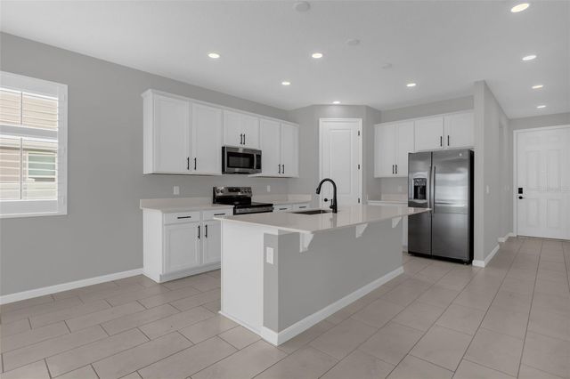 3998 BANNOCK AVENUE, Tavares, FL 32778
