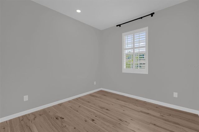 3998 BANNOCK AVENUE, Tavares, FL 32778