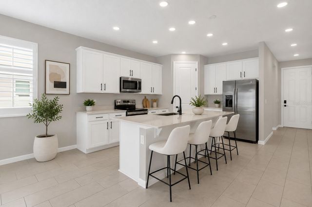 3998 BANNOCK AVENUE, Tavares, FL 32778