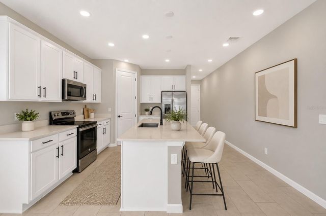 3998 BANNOCK AVENUE, Tavares, FL 32778