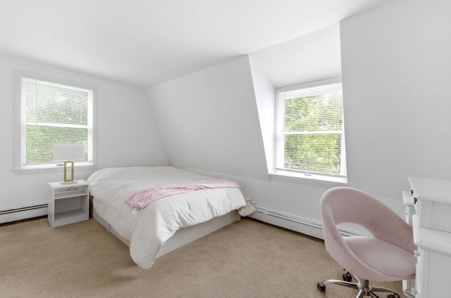 19 Elm Ct, Andover, MA 01810