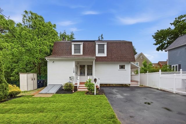 19 Elm Ct, Andover, MA 01810
