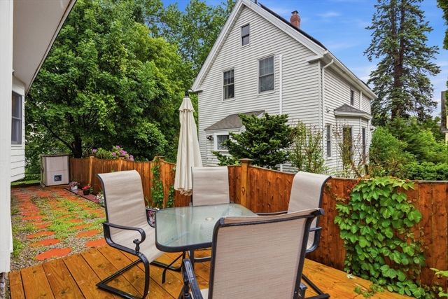 19 Elm Ct, Andover, MA 01810