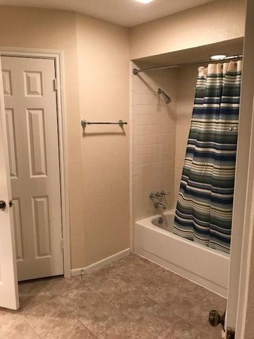 4 Kingsley Court, Conroe, TX 77304