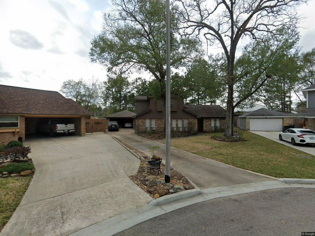 4 Kingsley Court, Conroe, TX 77304