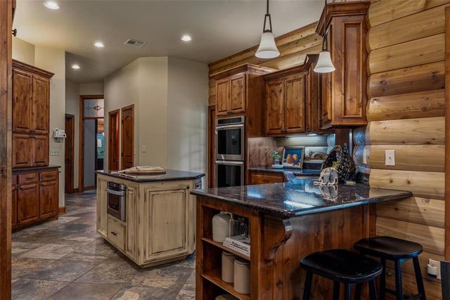 3900 N County Line Road, Newcastle, OK 73065