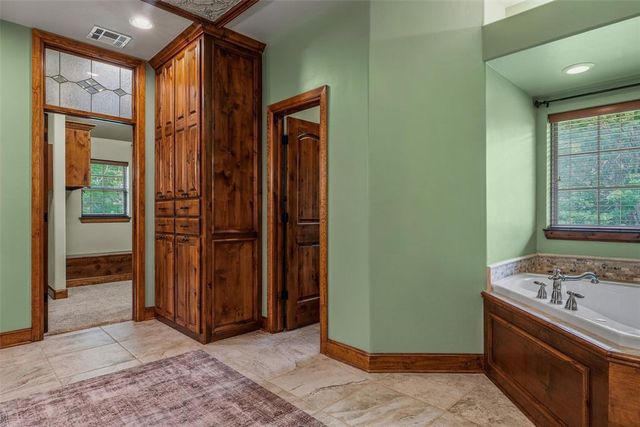 3900 N County Line Road, Newcastle, OK 73065
