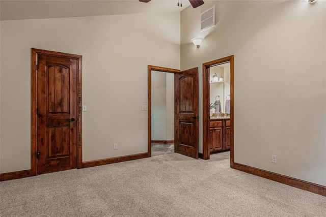 3900 N County Line Road, Newcastle, OK 73065