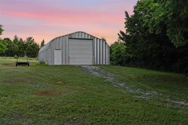 3900 N County Line Road, Newcastle, OK 73065