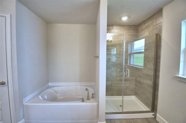 5421 WATERSIDE DRIVE, Auburndale, FL 33823