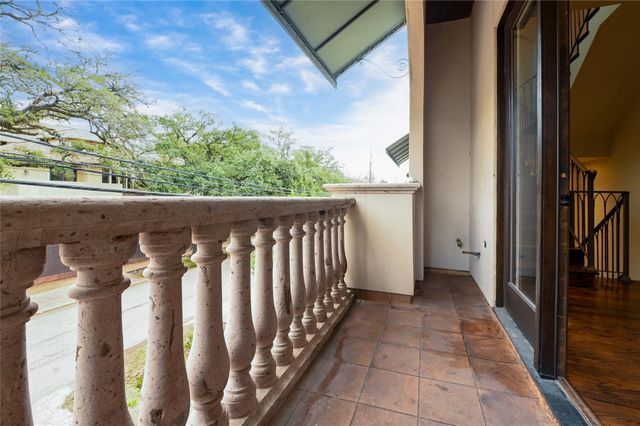 307 Snover Street, Houston, TX 77007