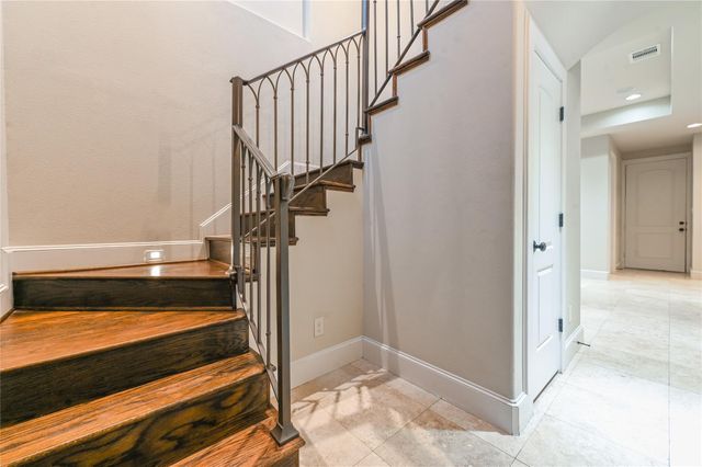 307 Snover Street, Houston, TX 77007