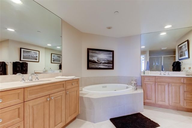 521 MANDALAY AVENUE 1109, Clearwater Beach, FL 33767