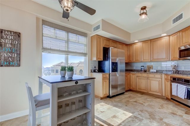 521 MANDALAY AVENUE 1109, Clearwater Beach, FL 33767