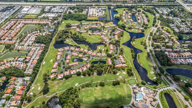 8535 Casa Del Lago F, Boca Raton, FL 33433