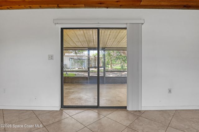 524 Aviation Avenue NE, Palm Bay, FL 32907