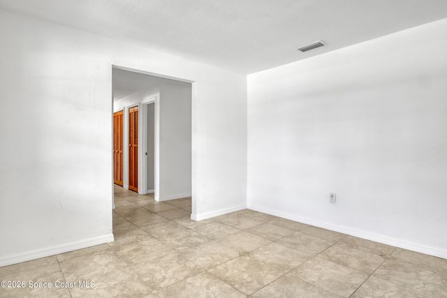 524 Aviation Avenue NE, Palm Bay, FL 32907